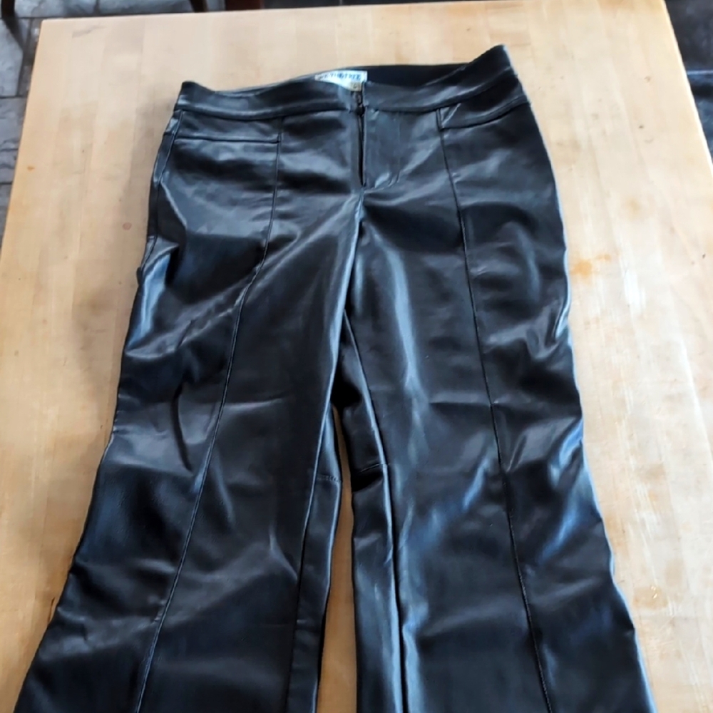 We The Free Jet Black Vegan Leather Flare Pants Size 6 EUC